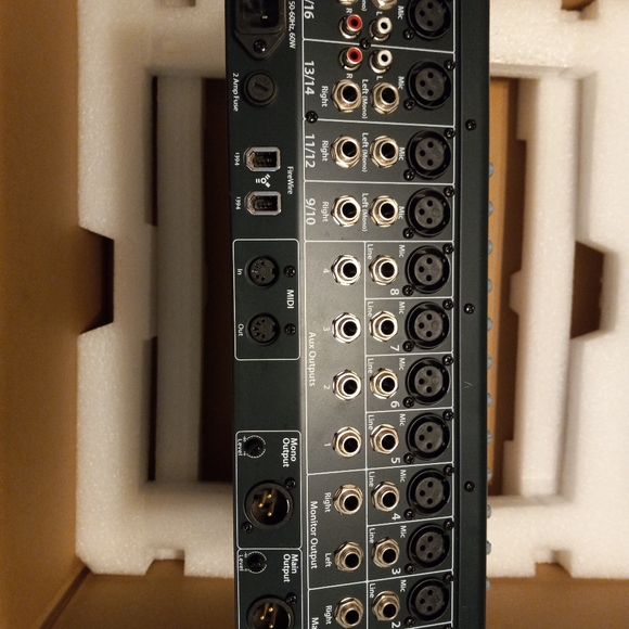 Presonus StudioLive 16.0.2 DSP Mixer Used In Box. - Picture 6 of 12